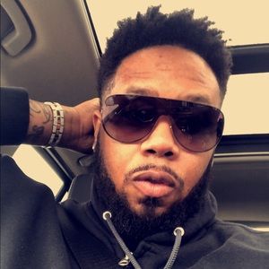 Meet your Posher, Eric